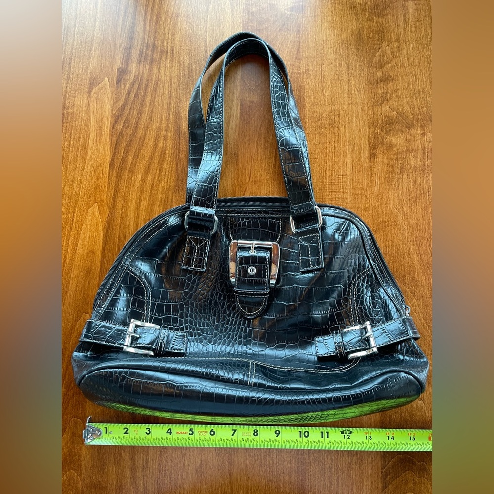 Cute Black Purse!